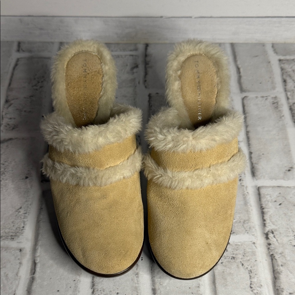 Tommy Hilfiger Platform Clogs Tan Suede Fur Trim Mule Heels Slip On Shoes